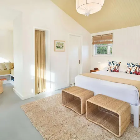 Silver Sands Motel & Beach Bungalows-3
